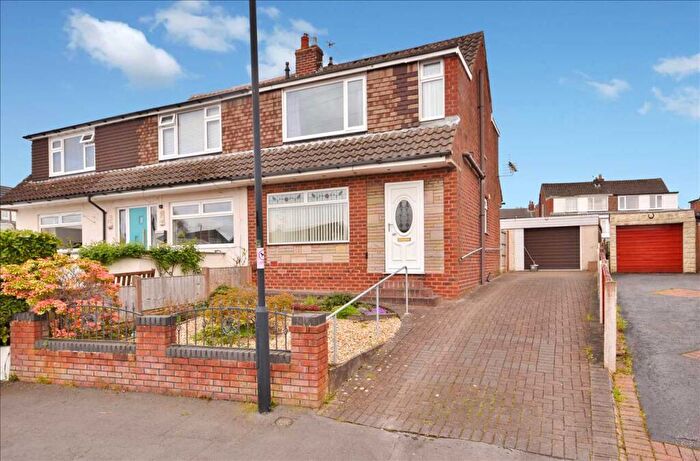 3 Bedroom Semi Detached House For Sale In Lindsay Drive, Chorley, PR7