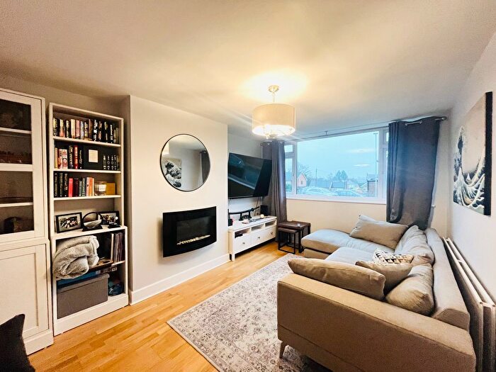 3 Bedroom Property To Rent In Newton Road, Lichfield, WS13