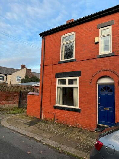 3 Bedroom End Of Terrace House To Rent In Norbury Avenue, Salford, M6