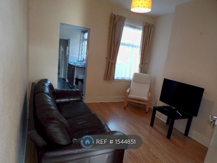 2 Bedroom Terraced House To Rent In Kingston Road, Coventry, CV5