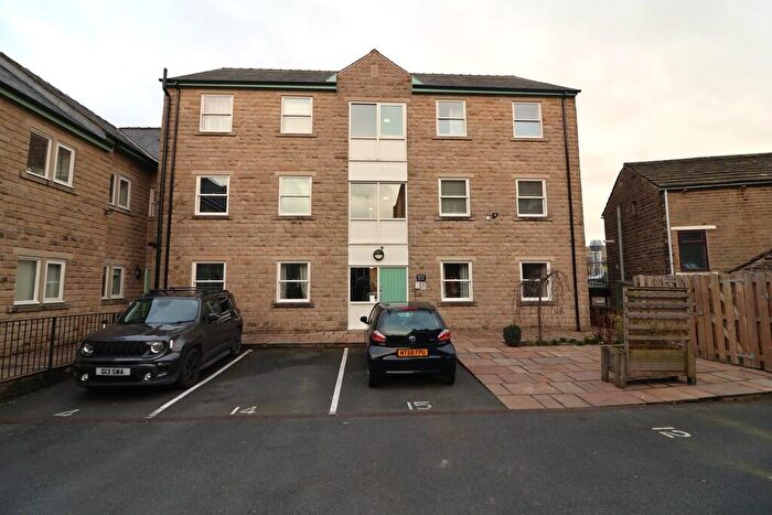 2 Bedroom Flat For Sale In Moorside View, Station Street, Glossop, SK13