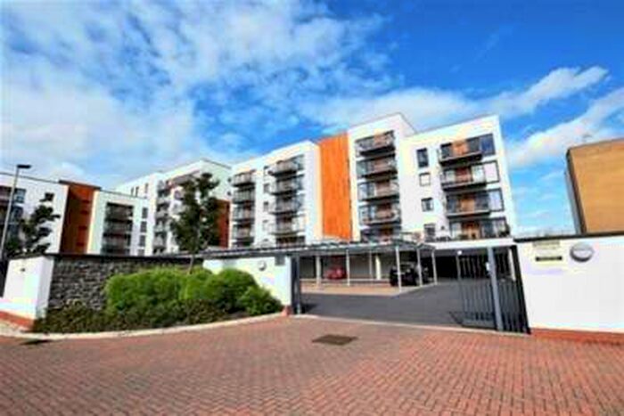 2 Bedroom Flat To Rent In Argentia Place, Portishead, BS20
