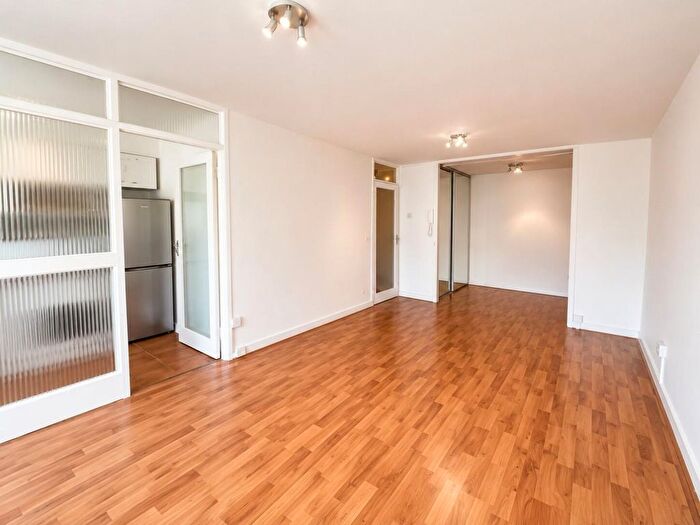 Studio To Rent In Grange Road, Crystal Palace, London, SE19