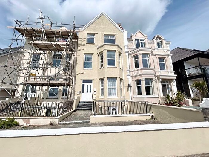2 Bedroom Flat For Sale In West Parade, Llandudno, LL30