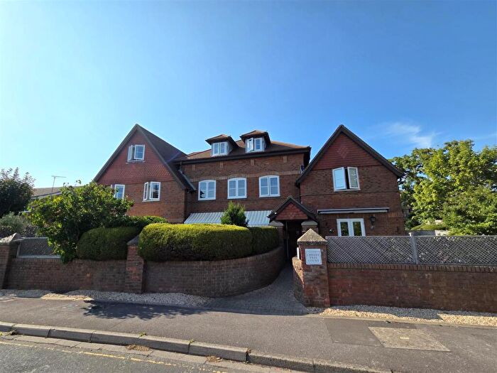 1 Bedroom Apartment For Sale In Havelock Road, Warsash, Southampton, SO31