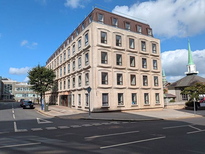 2 Bedroom Flat To Rent In Midland House, Notte Street, PL1