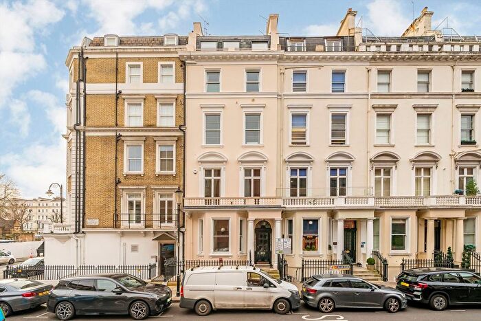 2 Bedroom Flat For Sale In Queensberry Place, London, SW7