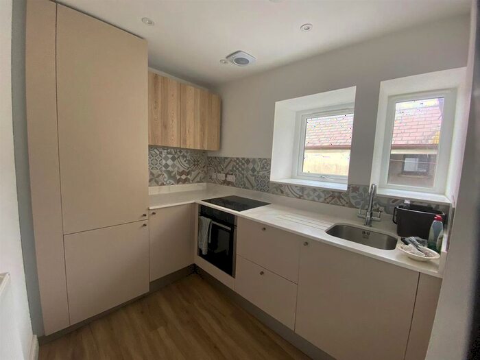2 Bedroom Flat To Rent In Corvus Terrace, St. Clears, Carmarthen, SA33