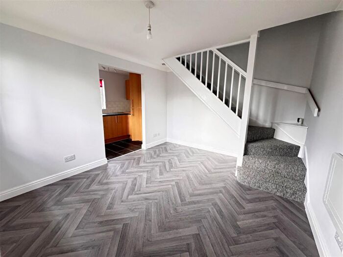 1 Bedroom End Of Terrace House To Rent In Townsend Green, Henstridge, Templecombe, BA8