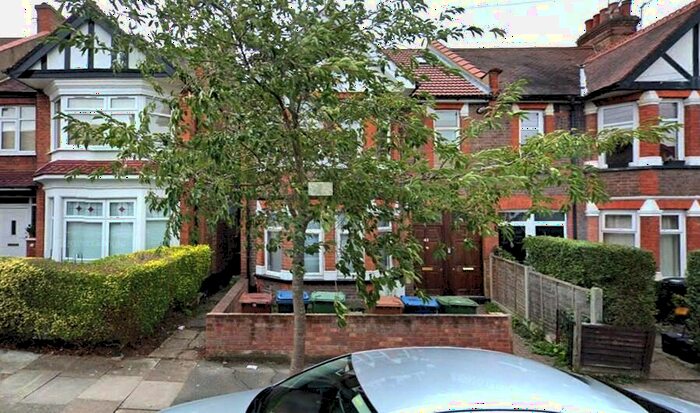 3 Bedroom Flat To Rent In Oxford Road, Harrow, HA1