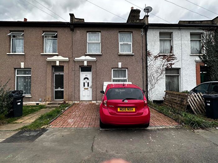 3 Bedroom House To Rent In Westbury Road, Ilford, IG1