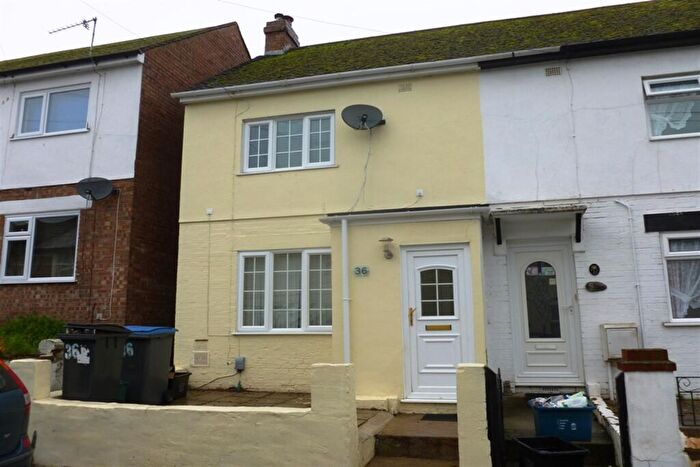2 Bedroom Flat To Rent In Lowther Road, CT17