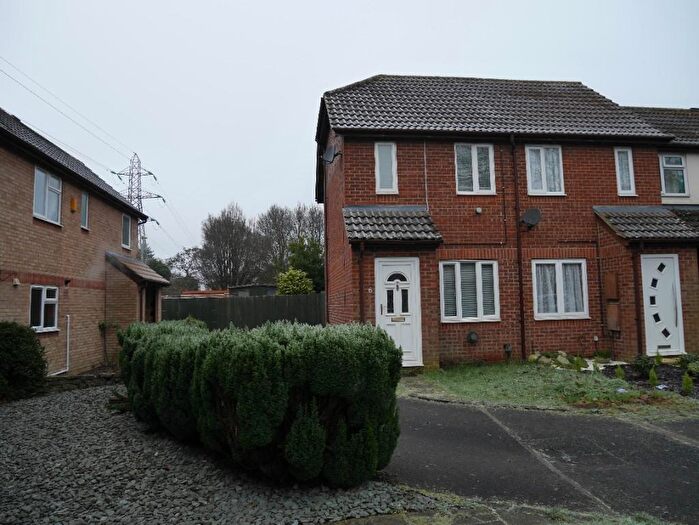 1 Bedroom End Of Terrace House To Rent In Blackbird Court, Andover, Hampshire, SP10