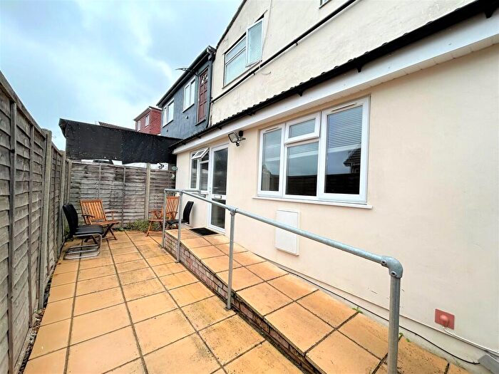 1 Bedroom Apartment To Rent In Cinderford Apartments, Cinderford Close, Bristol, BS10
