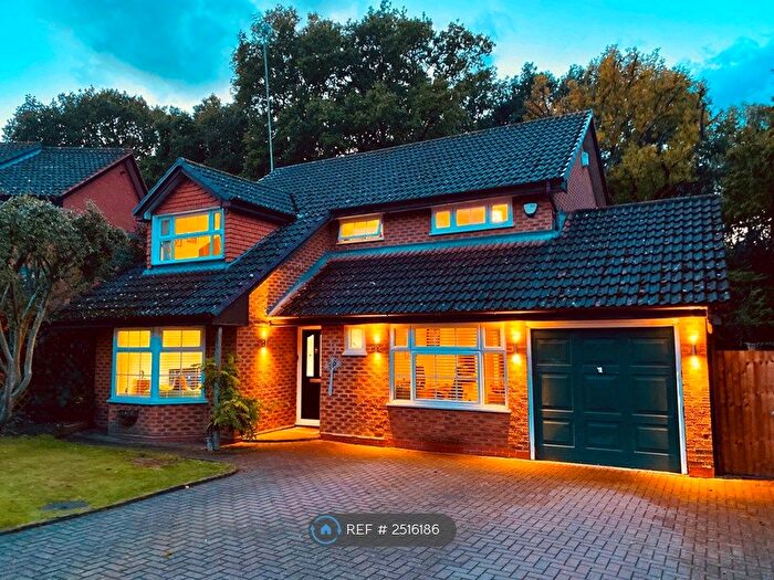 4 Bedroom Detached House To Rent In Bloomsbury Way, Camberley, GU17