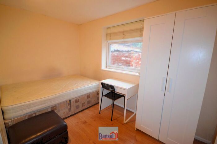 1 Bedroom Studio To Rent In Gulson Road, Coventry, CV1