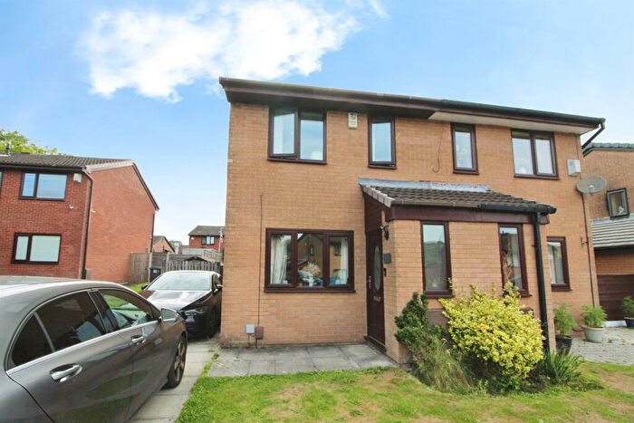 2 Bedroom Semi Detached House For Sale In Wessex Park Close, OL2