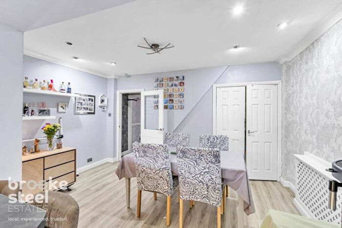 4 Bedroom Terraced House For Sale In Burnley Road, Edenfield, BL0