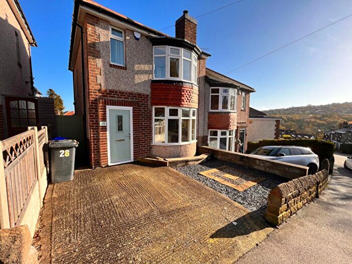 3 Bedroom Semi-Detached House To Rent In Dykes Lane, Sheffield, S6