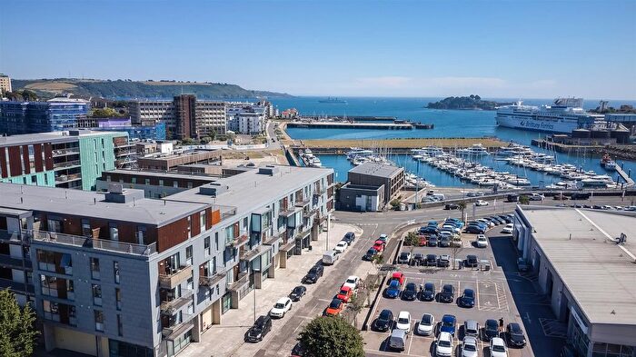 2 Bedroom Flat For Sale In Hobart Street, Plymouth, PL1