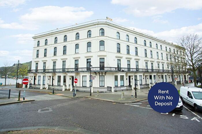 2 Bedroom Flat To Rent In Cambridge Terrace, Dover, Kent, CT16