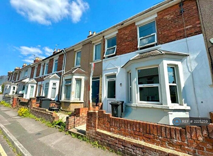 2 Bedroom Terraced House To Rent In William Street, Swindon, SN1