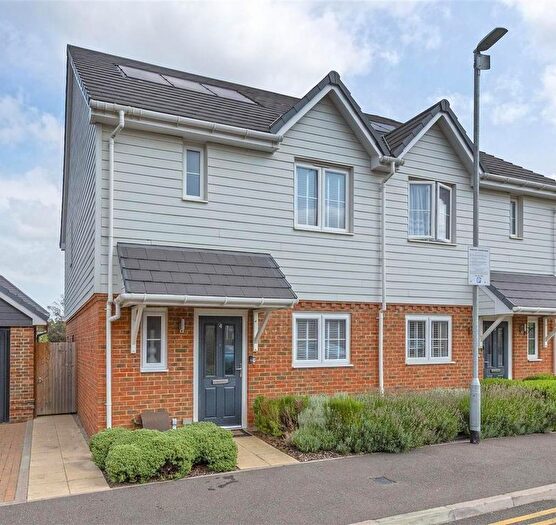3 Bedroom Semi-detached House For Sale In Juno Street, Paddock Wood, TN12