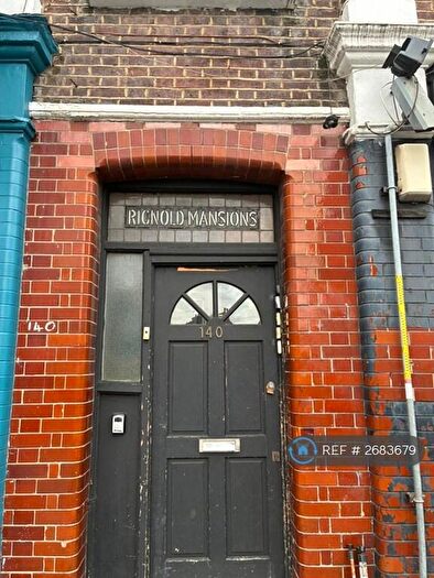 2 Bedroom Flat To Rent In Stoke Newington Church Street, London, N16