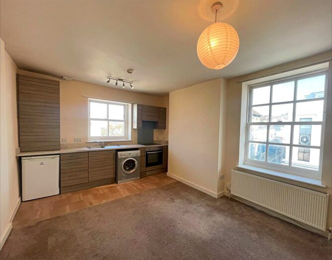 1 Bedroom Flat To Rent In Western Road, Brighton, BN1