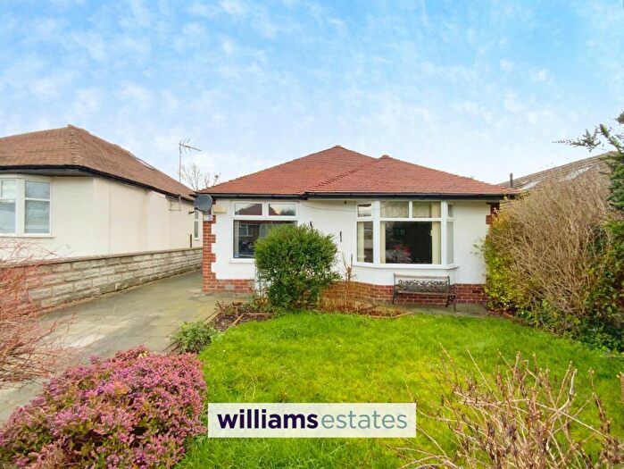 2 Bedroom Detached Bungalow For Sale In Alexandra Drive, Prestatyn, LL19