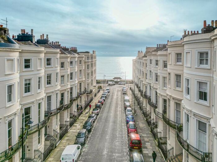 3 Bedroom Flat To Rent In Eaton Place, Brighton, BN2