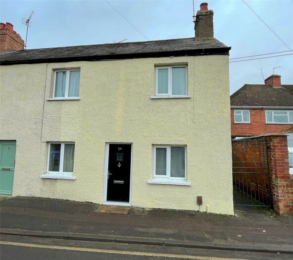 2 Bedroom End Of Terrace House To Rent In Victoria Road, Bicester, Oxfordshire OX26