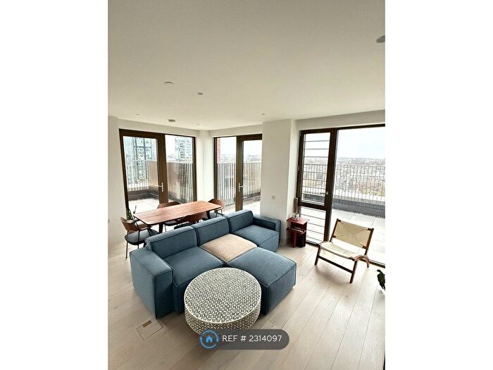 2 Bedroom Flat To Rent In City Road, London, EC1V