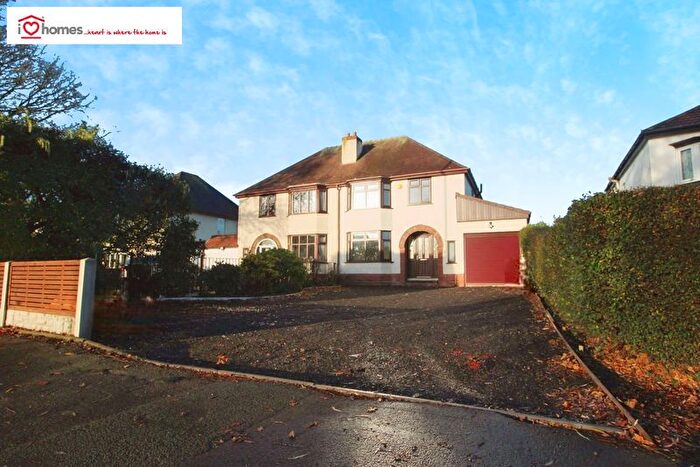 3 Bedroom Semi Detached House To Rent In Lucknow Road, Willenhall, WV12