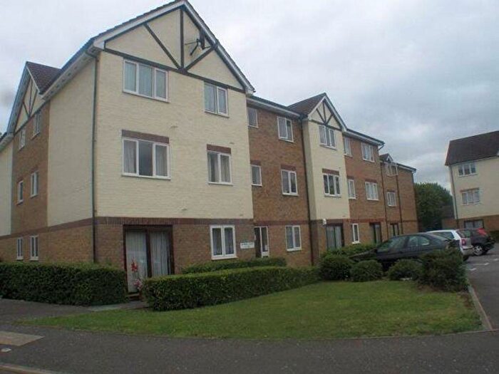 1 Bedroom Flat To Rent In Goosander Court, Collingdale, London, NW9