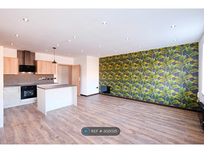 2 Bedroom Flat To Rent In Standish Court, Chorley, PR7