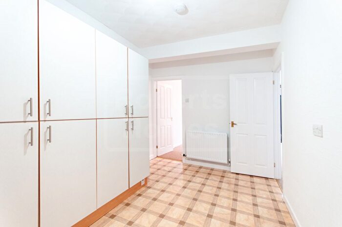 4 Bedroom Detached House For Sale In Station Road, Ystradgynlais, Swansea, West Glamorgan, SA9