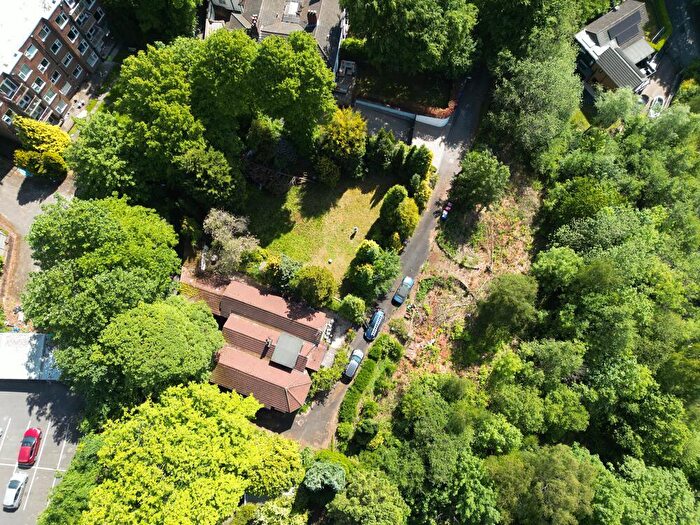 5 Bedroom Detached House For Sale In Kersal Bank, Broughton Park, Salford, M7