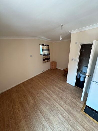 Studio To Rent In Denzil Avenue, Newtown, SO14