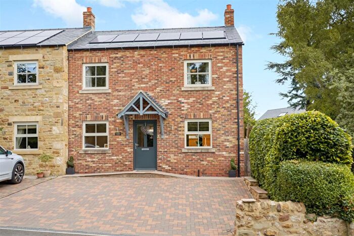 3 Bedroom Semi-Detached House For Sale In Scurragh Lane, Moulton, Richmond, DL10