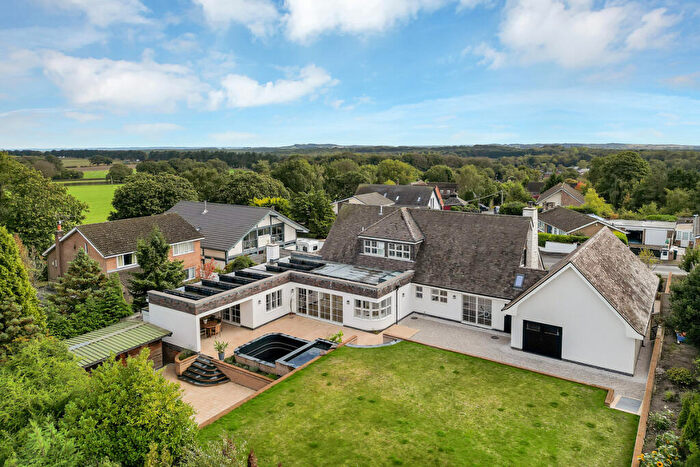 5 Bedroom Detached House For Sale In Fishpool Lodge, Chestnut Avenue, Ravenshead, Nottingham, NG15