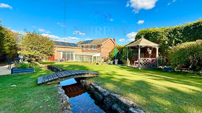 4 Bedroom Detached House For Sale In Thorntree Close, Darrington, Pontefract, West Yorkshire, WF8