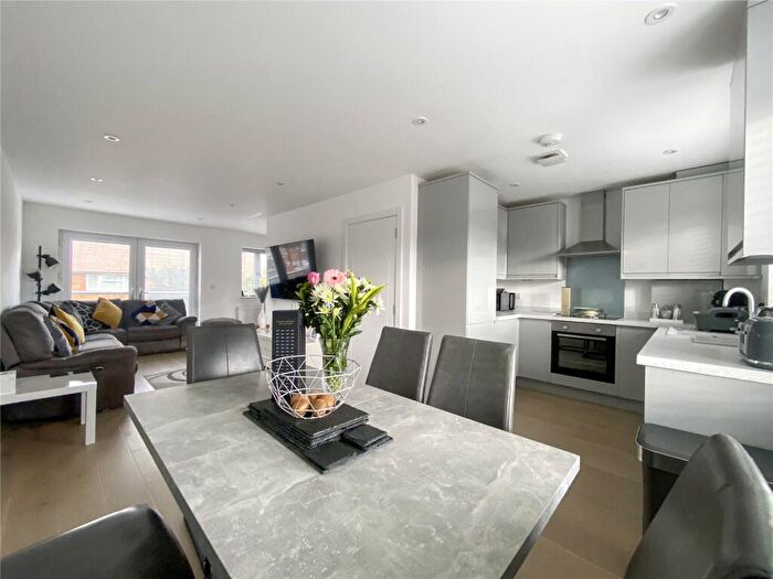 3 Bedroom Terraced House For Sale In Bedensfield Terrace, Ellenborough Road, Sidcup, DA14