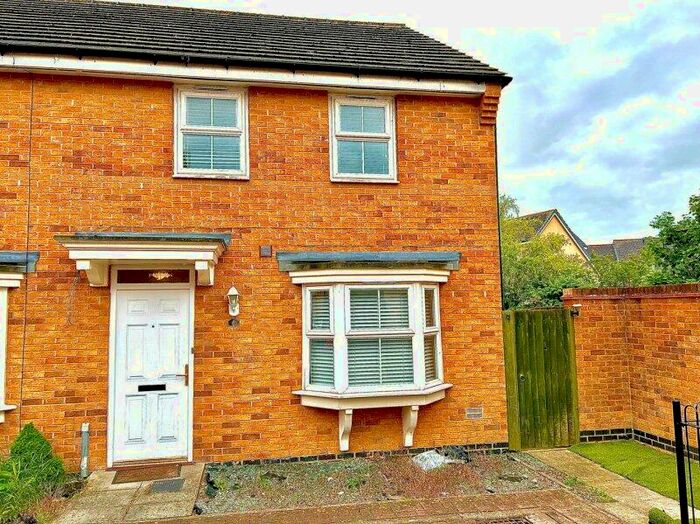 3 Bedroom Semi-Detached House To Rent In Whitebeam Close, Hampton Hargate, PE7