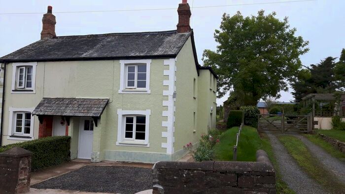 3 Bedroom Property To Rent In Saltrens Cottages, Monkleigh, Bideford, EX39
