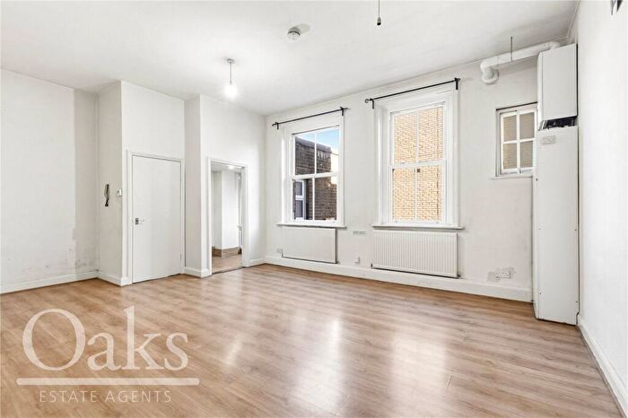 Apartment To Rent In Norwood Road, Tulse Hill, SE27