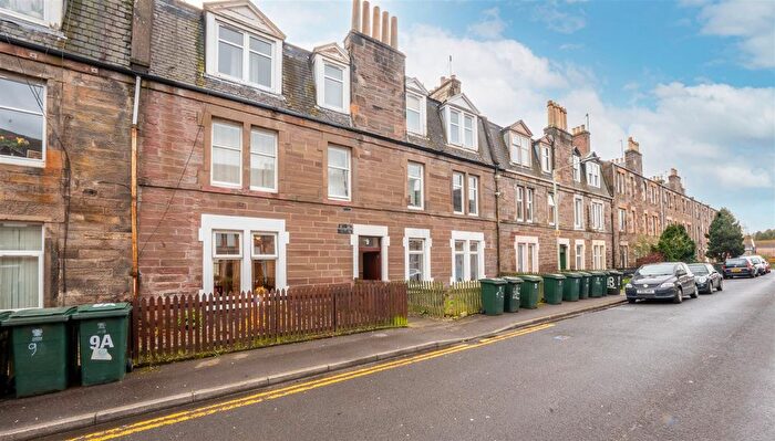 1 Bedroom Flat For Sale In Ballantine Place, Perth, PH1