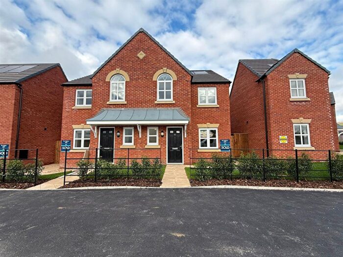 3 Bedroom Terraced House To Rent In Locomotive Way, Horwich, Bolton, BL6