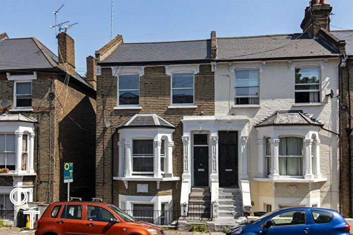 2 Bedroom Flat To Rent In Corinne Road, Tufnell Park, N19