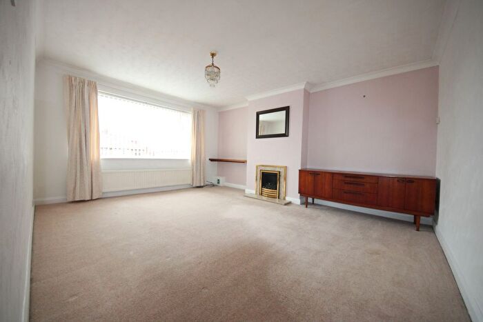 2 Bedroom Flat To Rent In Osbaldwick Lane, York, YO10